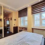 Krakowskie Przedmiescie 57 Residence Warszawa, Near Old Town